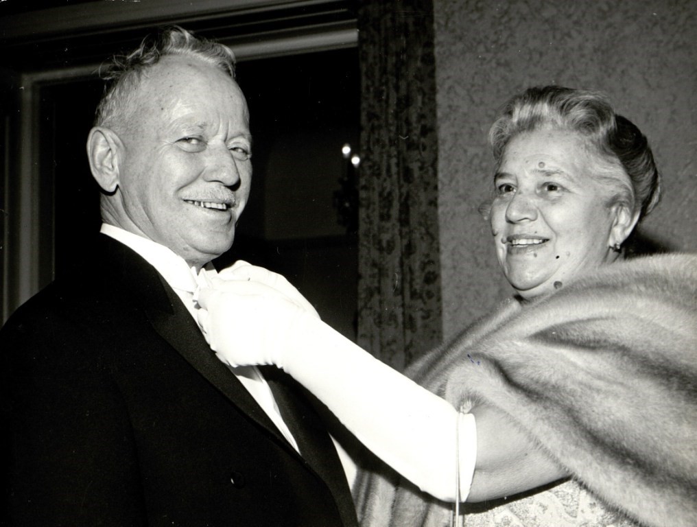 М. А. и М. П. Шолоховы перед церемонией вручения Нобелевской премии. Стокгольм, 10 декабря 1965 года