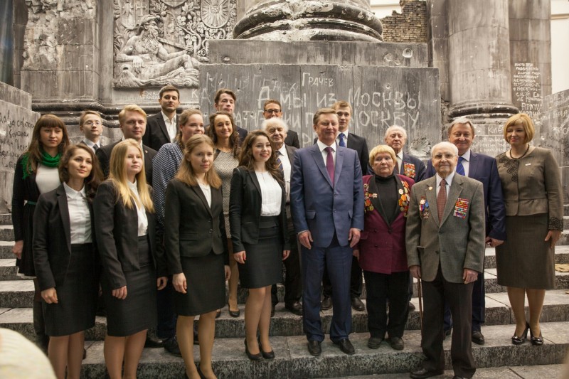 Во время церемонии открытия трехмерной панорамы