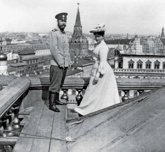 Император Николай II на крыше Большого Кремлевского дворца. Москва 1903 год